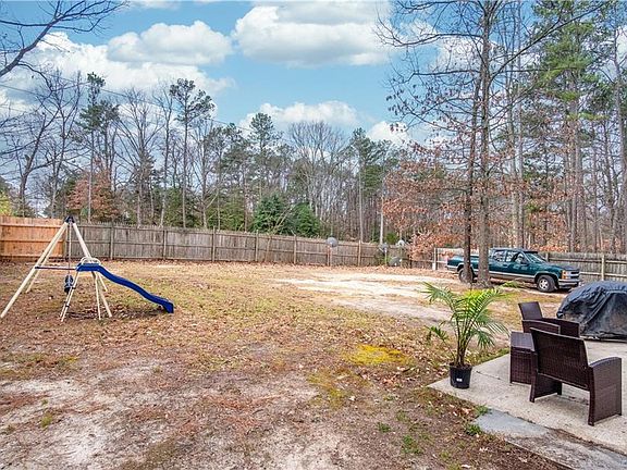 5th image of 4910 Green Run Ct