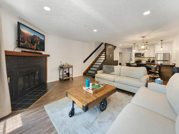 1768 Lake Meadow Dr #1768H, Reynoldsburg, OH 43068