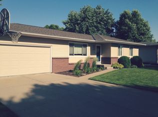 2604 Nebraska Ave, Fremont, NE 68025