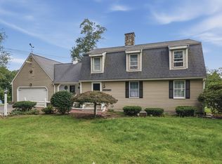 251 Mendon St, Blackstone, MA 01504