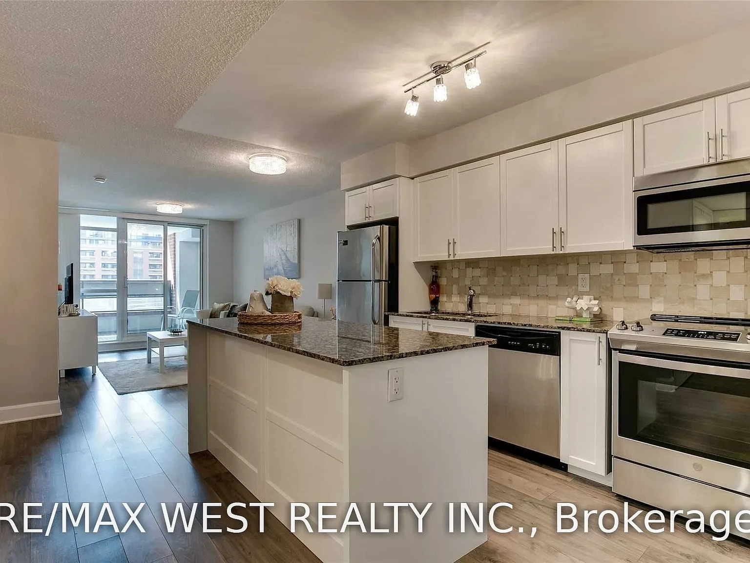 2 bed, $2,400 — Photo 2