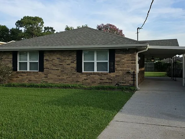 5240 Sanford St, Metairie, LA 70006