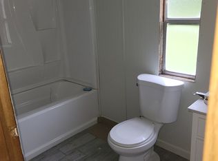 5248 Washington Rd, Clare, MI 48617