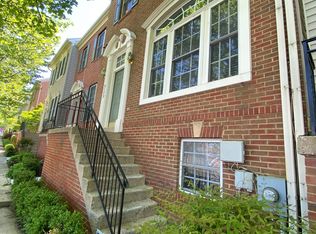 8179 Skelton Cir, Falls Church, VA 22042