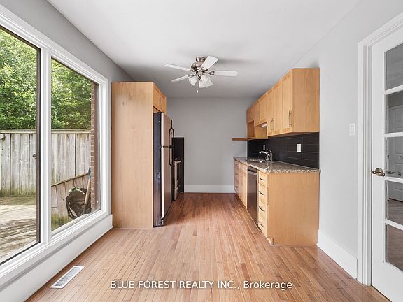 2nd image of 696 Wonderland Rd S #15