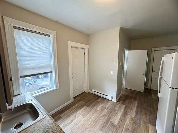 3rd image of 134 Juniata St APT 1