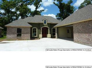 8145 Lavender Dr, Baton Rouge, LA 70818