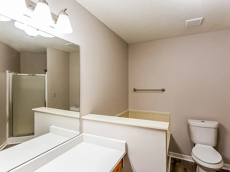 7163 Windsor Dr — Photo 12