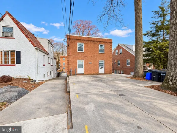 8515 Flower Ave, Takoma Park, MD