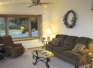 701 S Wild Rose Ct, Appleton, WI 54914