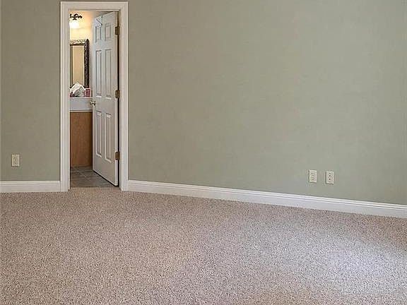5th image of 37 Gold Ditch Rd