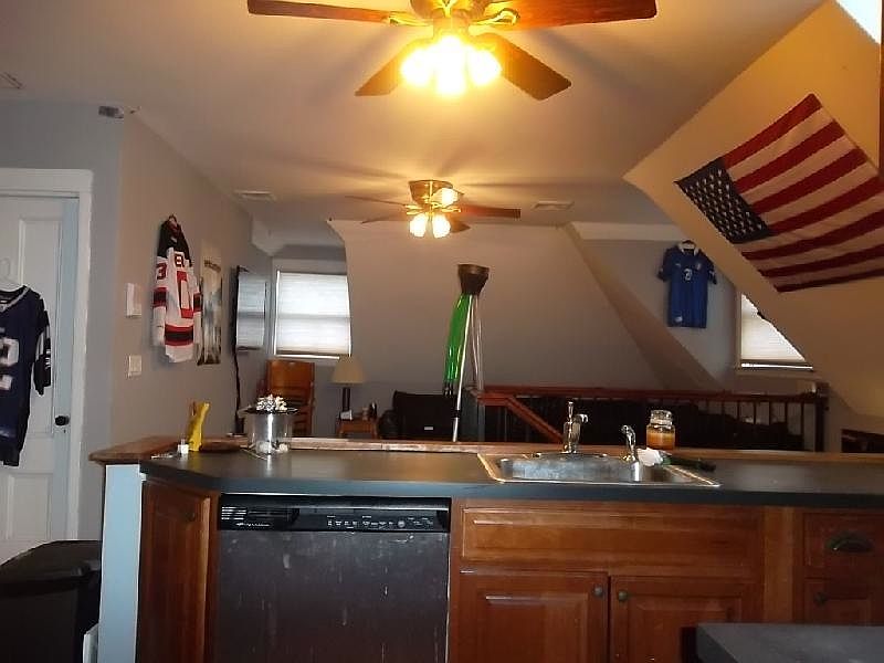 2nd image of 120 Calumet St #5