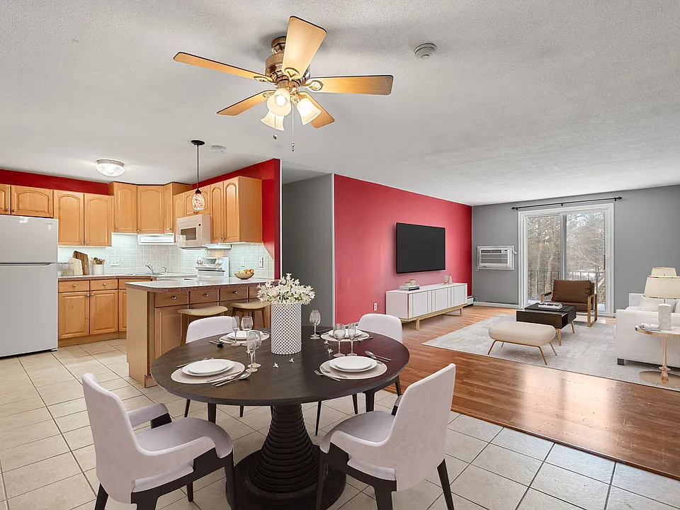 12 Woodman Way #19