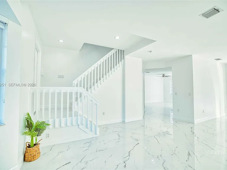 15151 NW 6th Ct — Photo 16