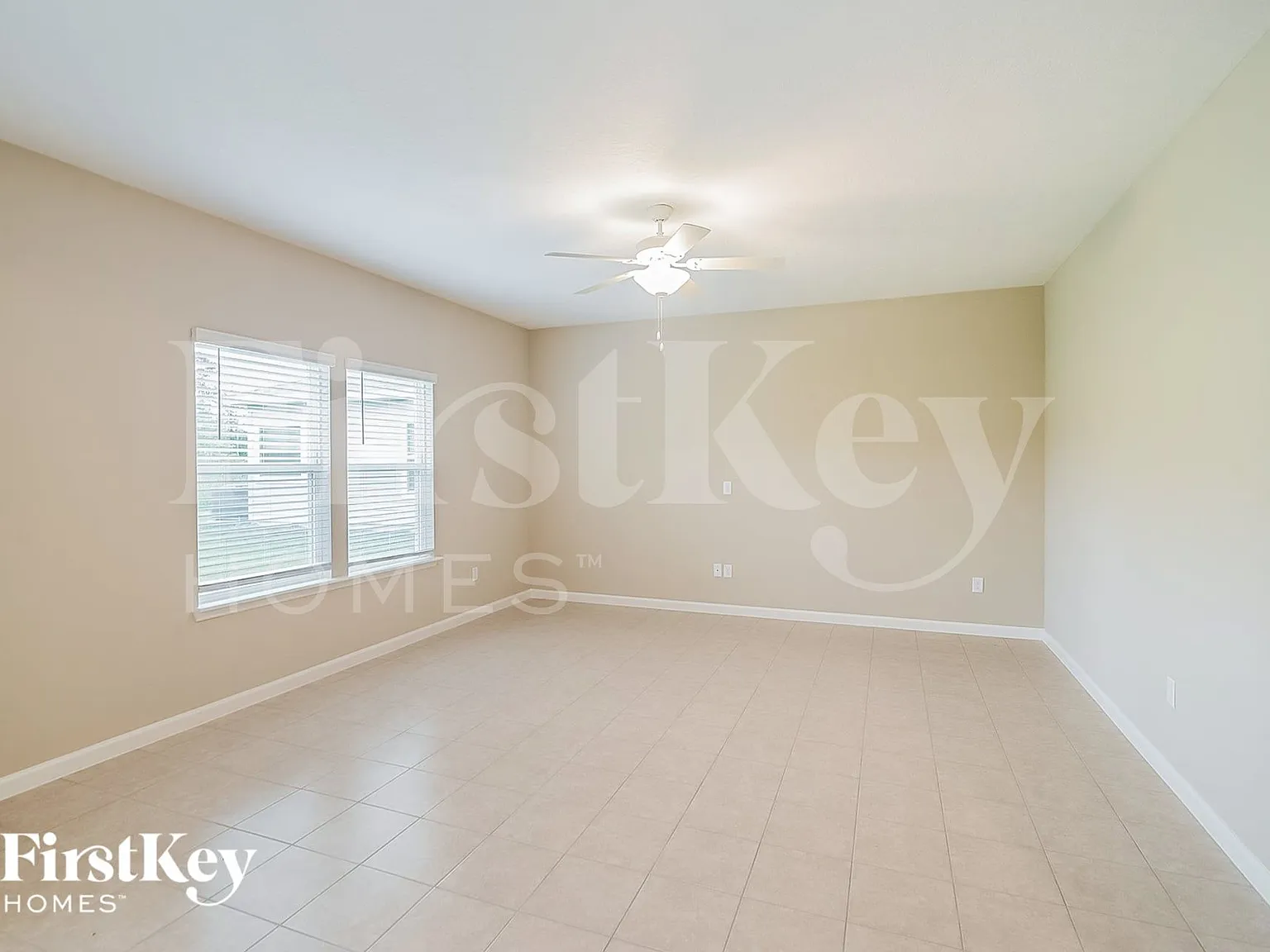 4 bed, 2.5 bath, 2358 sqft, $2,630 — Photo 3