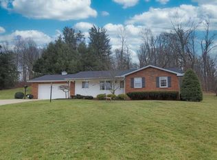 840 Brookwood Rd, Mount Vernon, OH 43050