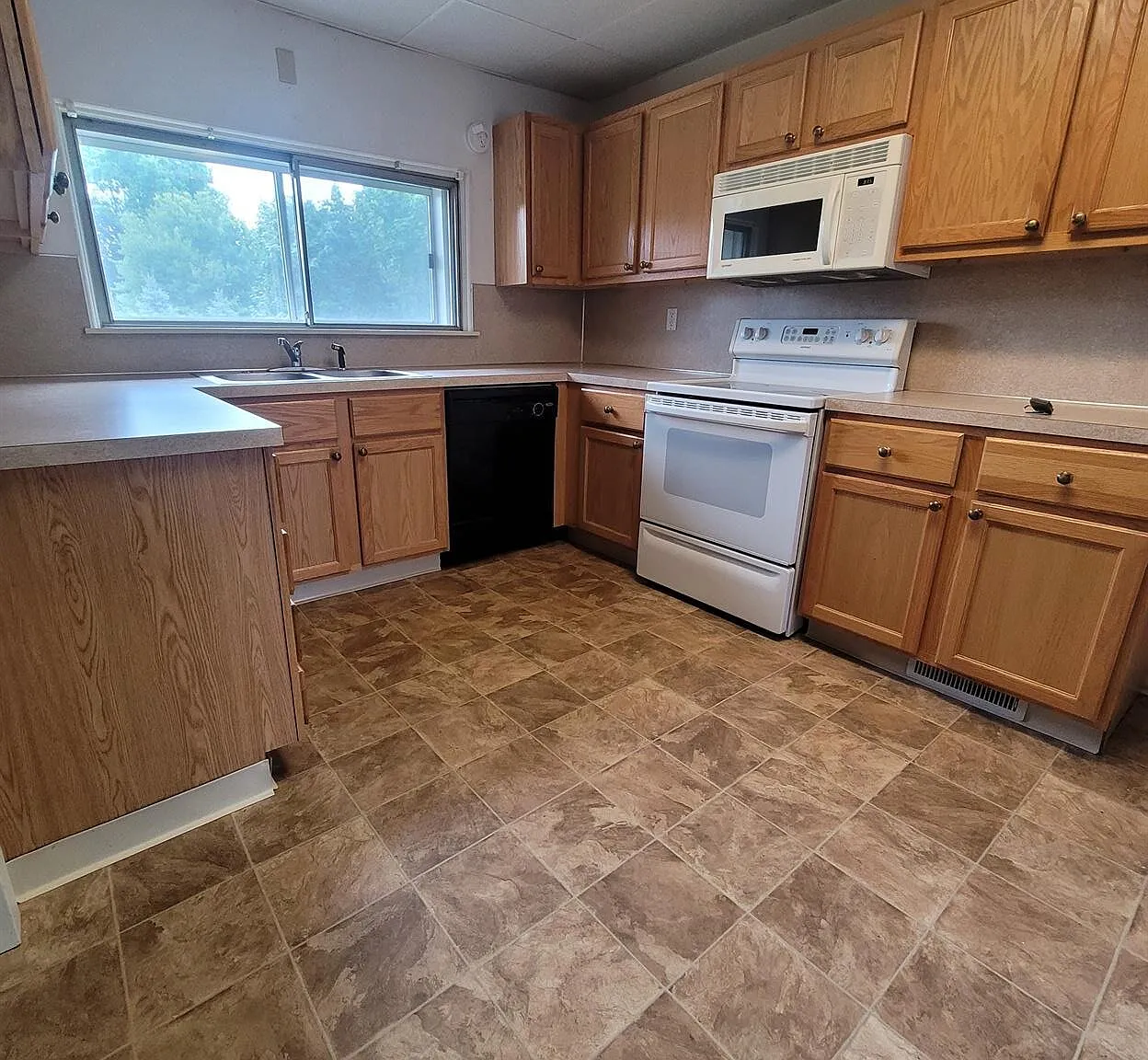 714 4 Mile Rd NW #1 — Photo 2