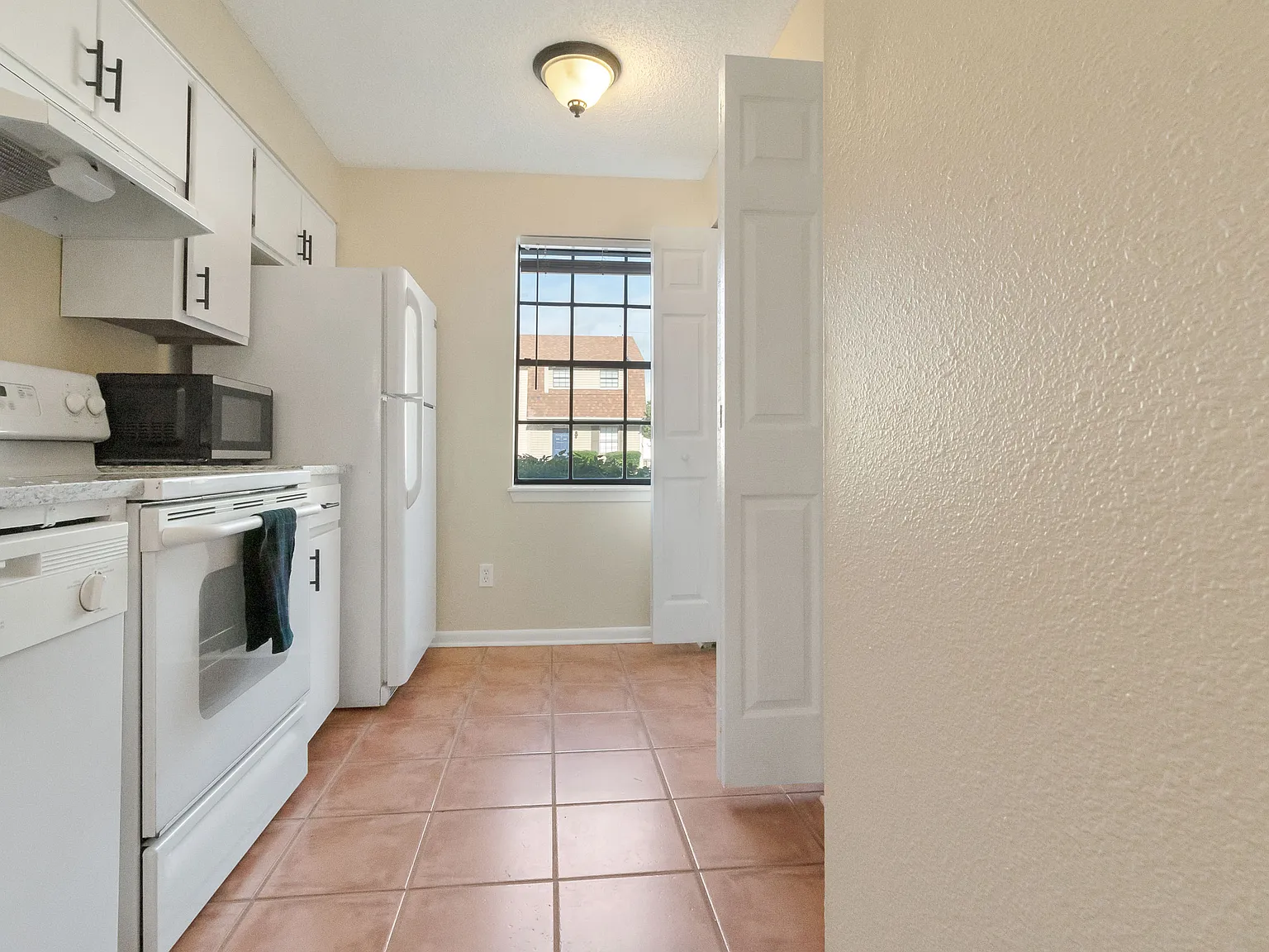 Serendipity Townhomes - 3 — Photo 4