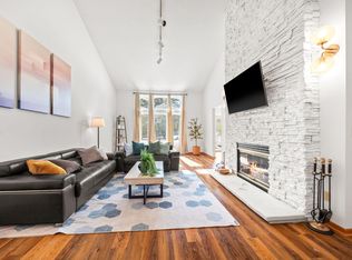 6263 Sequoia Cir, Eden Prairie, MN 55346