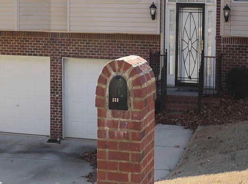 2nd image of 533 Bailey Dr