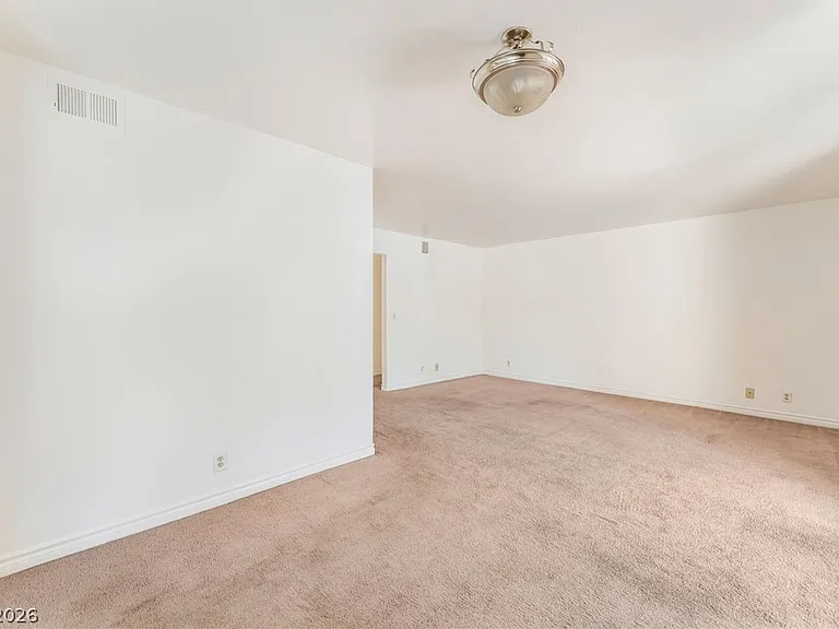 4360 Sandy River Dr #31 — Photo 6