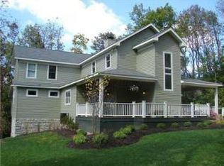 176 Joy Ln, Granville, OH 43023