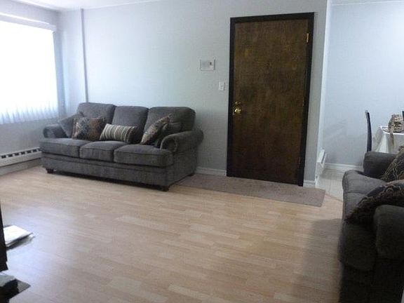 4th image of 160 Dunteman Dr