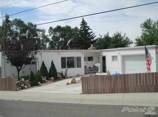 392 Hillcrest Way, Green River, WY 82935