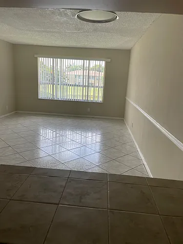 10106 Twin Lakes Dr #4 Photo 1