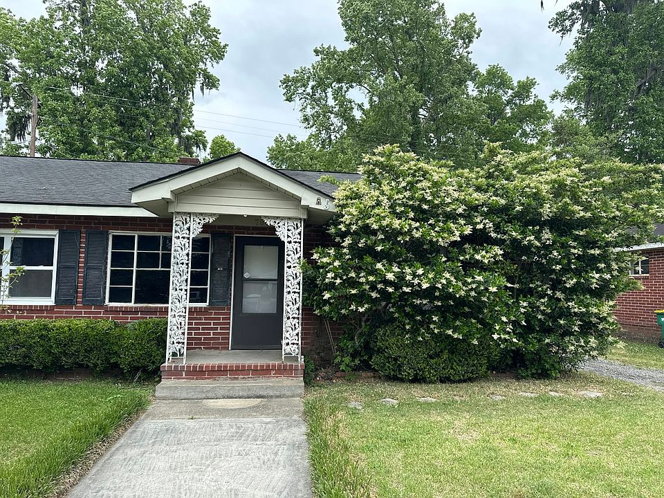 1st image of 704 Covington Ave