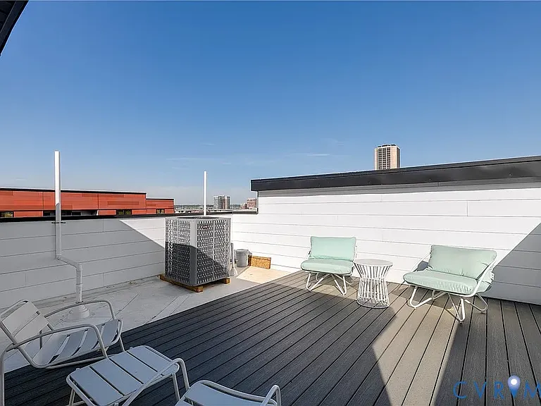 220 N 20th St #1 — Photo 25