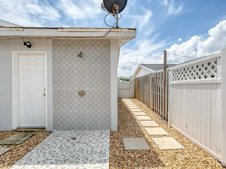 7 San Jose Cir — Photo 27
