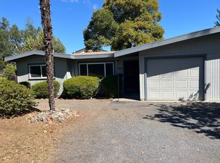 408A Powell Ave #A, Healdsburg, CA 95448