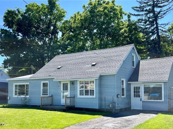 103 Hazelhurst Ave, North Syracuse, NY 13212