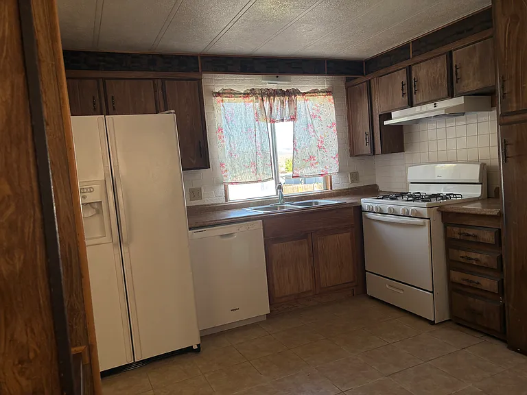 1 Tioga Cir — Photo 16