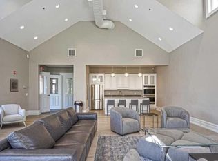 193 Tenby Chase Dr #L145, Riverside, NJ 08075