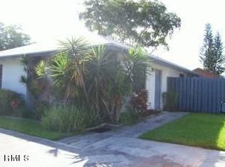 1486 Summit Run Cir, West Palm Beach, FL 33415