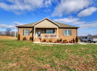 597 Womack Rd, Bethpage, TN 37022