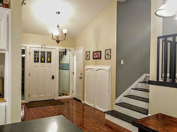 Foyer from dinning #2