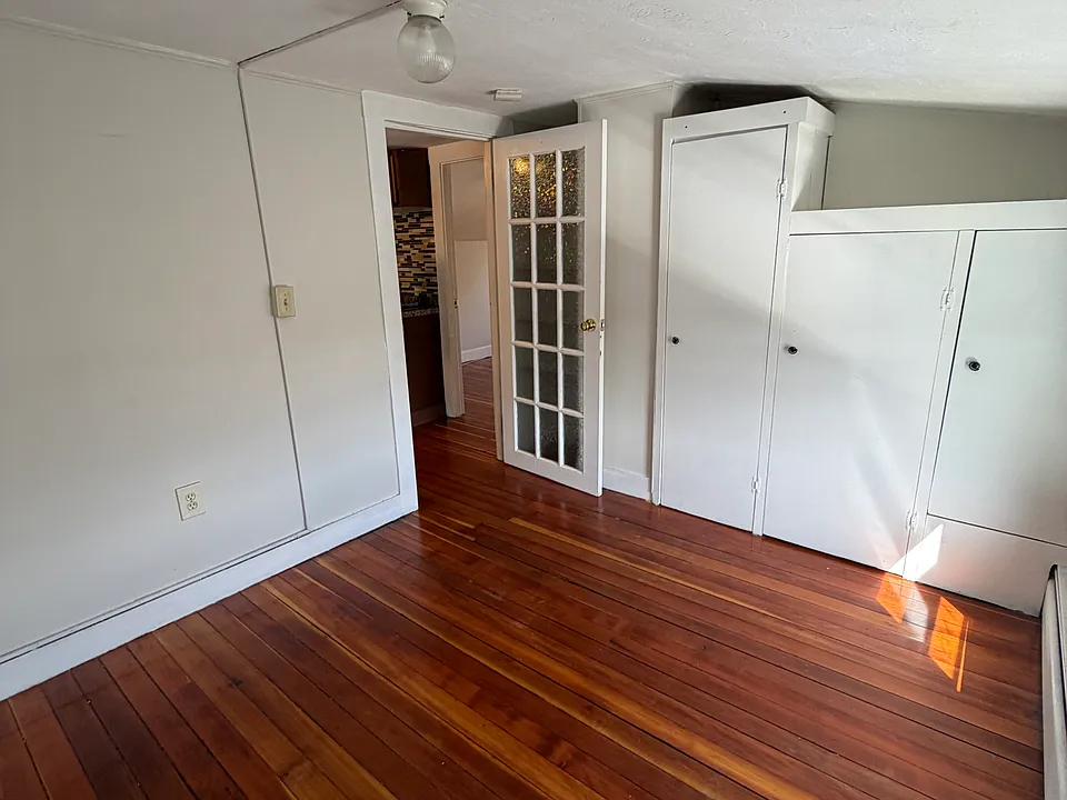 99 Merrill St #2