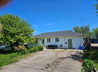 320 Dewitt Rd, Hamilton, ON L8E 2T2