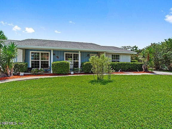 3rd image of 1726 E PAPAYA Drive