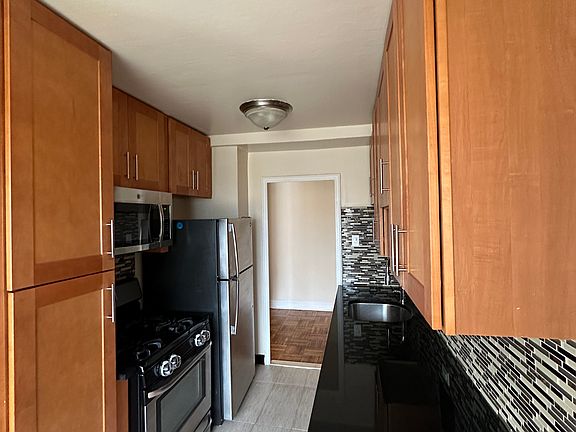 3rd image of 64-43 188th St #13B
