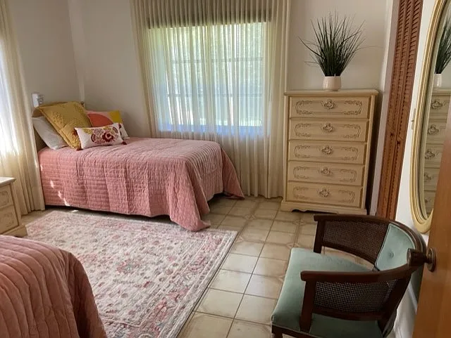 629 Madrid Ave — Photo 19