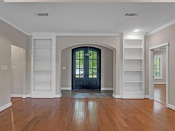4th image of 2671 County Road 377 W
