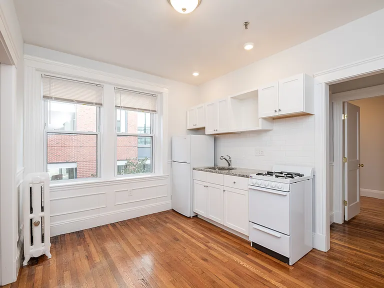 49 Worthington St #11 — Photo 1