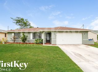 8401 Buena Vista Rd, Fort Myers, FL 33967