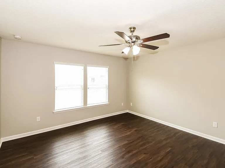 7580 Cosmo Ct — Photo 9