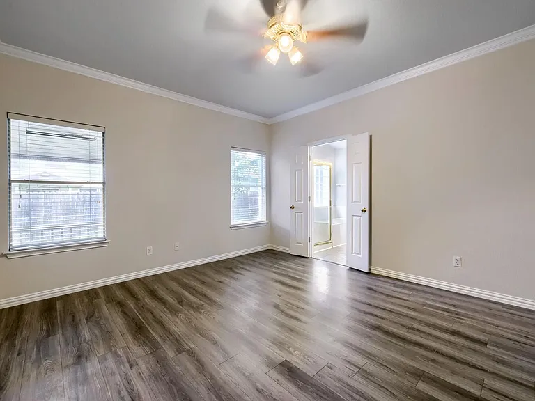 4447 Bremner Dr — Photo 6