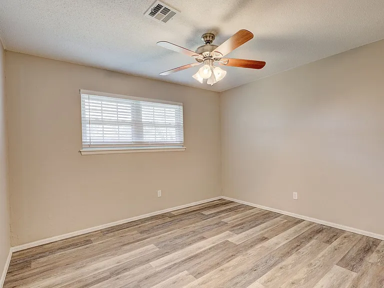 206 Del Mar Dr — Photo 23